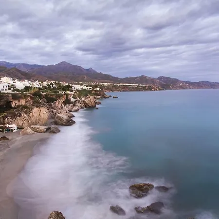 Tu Apartamento En Nerja!
