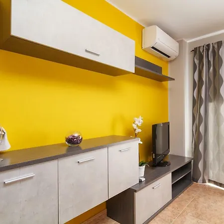 Tu Apartamento En Nerja! *